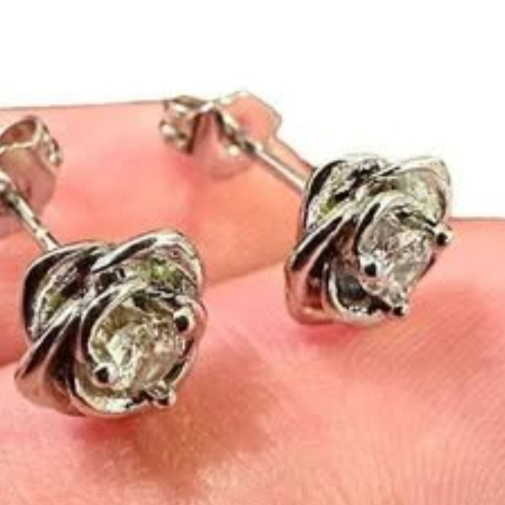 Flower Stud Earrings for Women Silver Plated 8MM, Cubic Zirconia Cute Earrings
